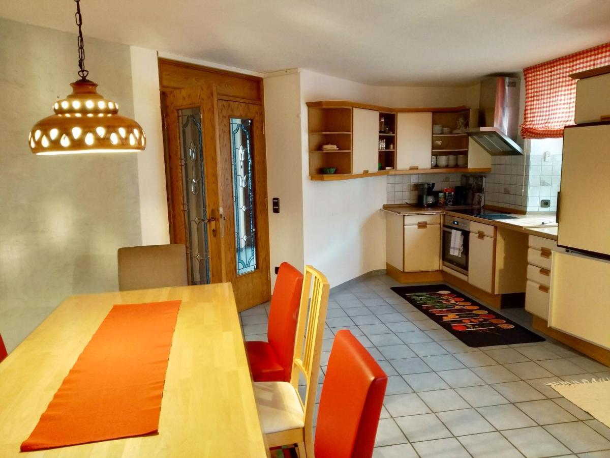 Ferienhaus Marré - mit Grill, Feuerstelle und Gartensauna Waldbrunn  Extérieur photo